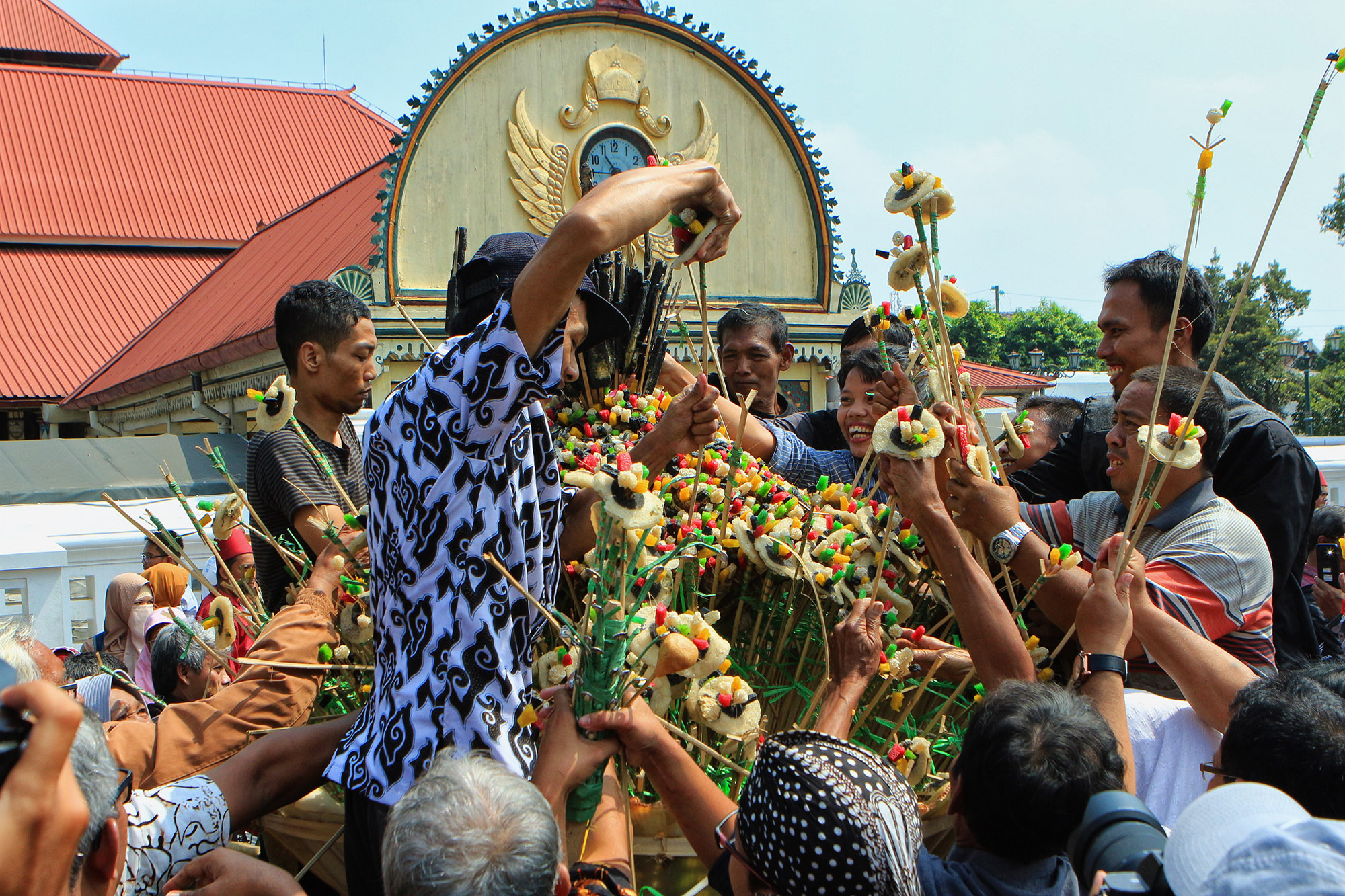 Grebeg Syawal, Tradisi Keraton Yogyakarta Saat Idul Fitri Yogya | GudegNet