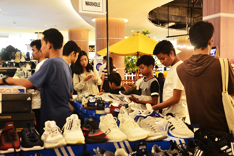 jogja sneaker market