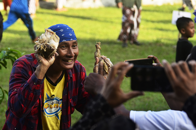 sadran agung dewi rawe