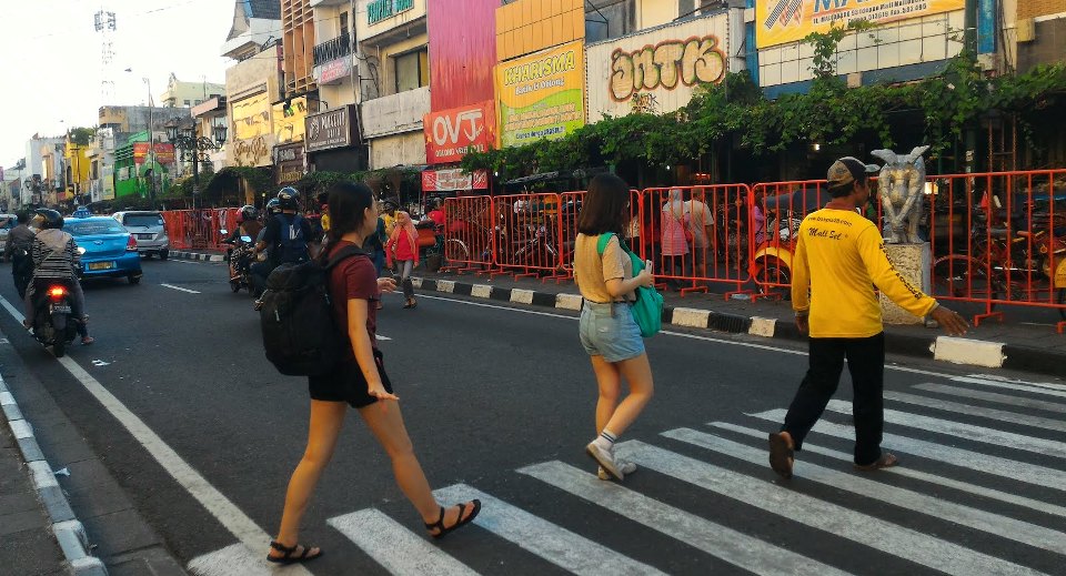 Foto Malioboro Dari Tanaman Hijau Hingga Pagar Besi Yogya 