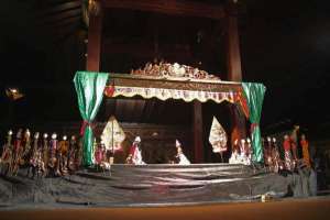 Demo Melukis Wayang Golek