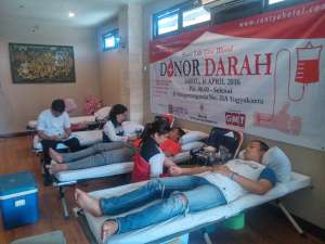 Donor Darah di Hotel Cantya