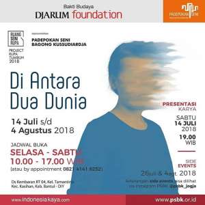 Pameran Seni Rupa: Di Antara Dua Dunia