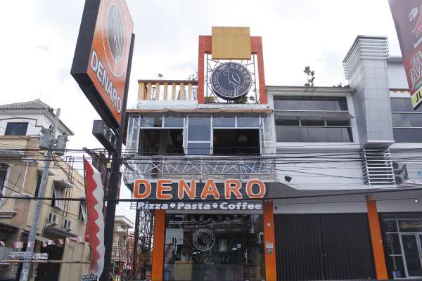 Denaro Pizza and Resto	