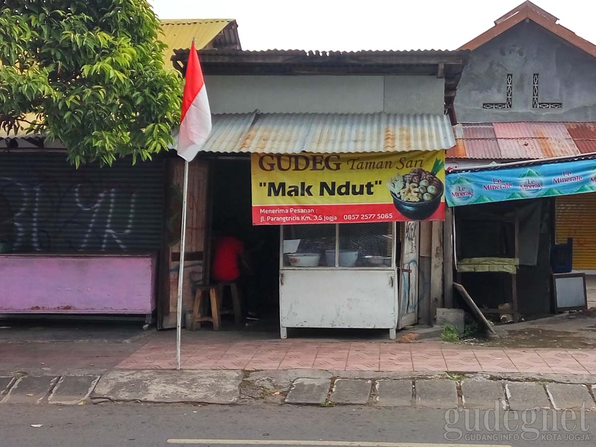 Gudeg Taman Sari Mak Ndut