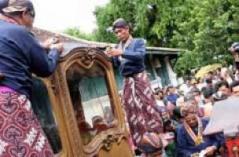 Siraman Pusaka Kraton