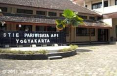 Sekolah Tinggi Ilmu Ekonomi (STIE) Pariwisata API