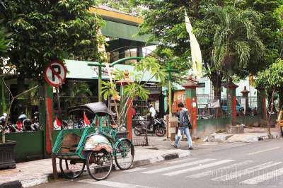Pasar Lempuyangan Yogyakarta