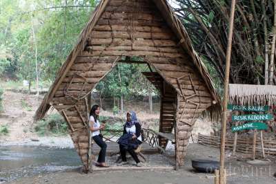 Pasar Kebon Empring Bintaran