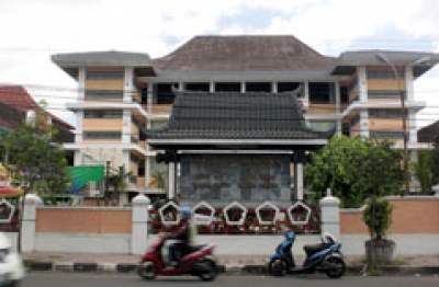 Universitas Janabadra Yogyakarta