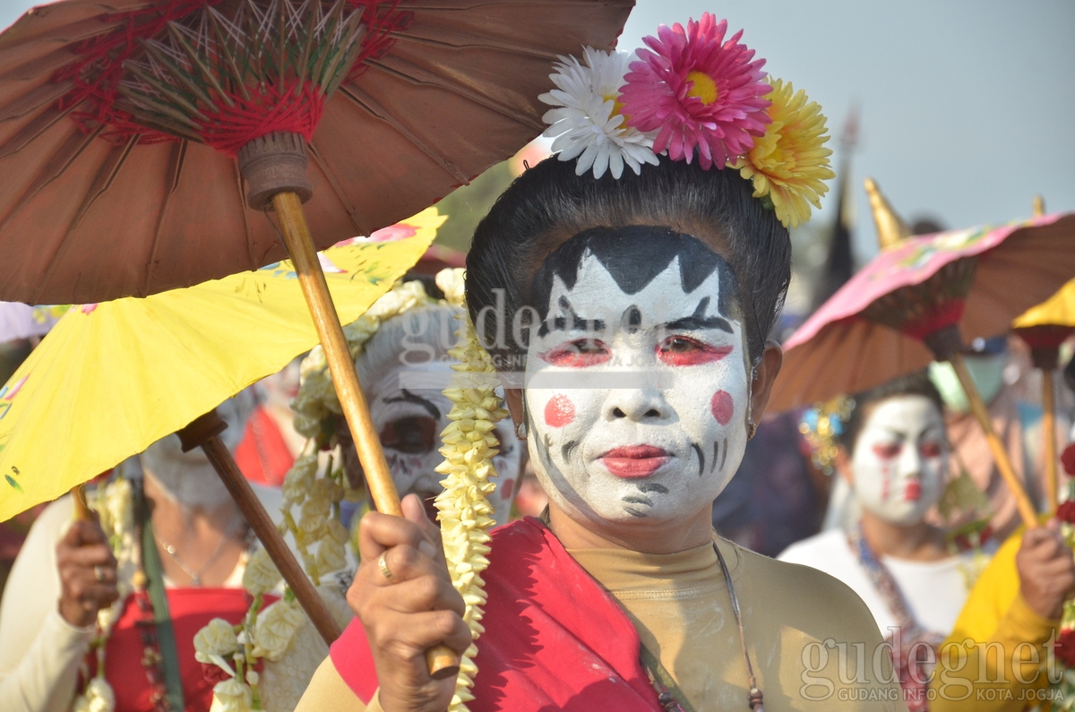 Pawai Bekakak Saparan 2019