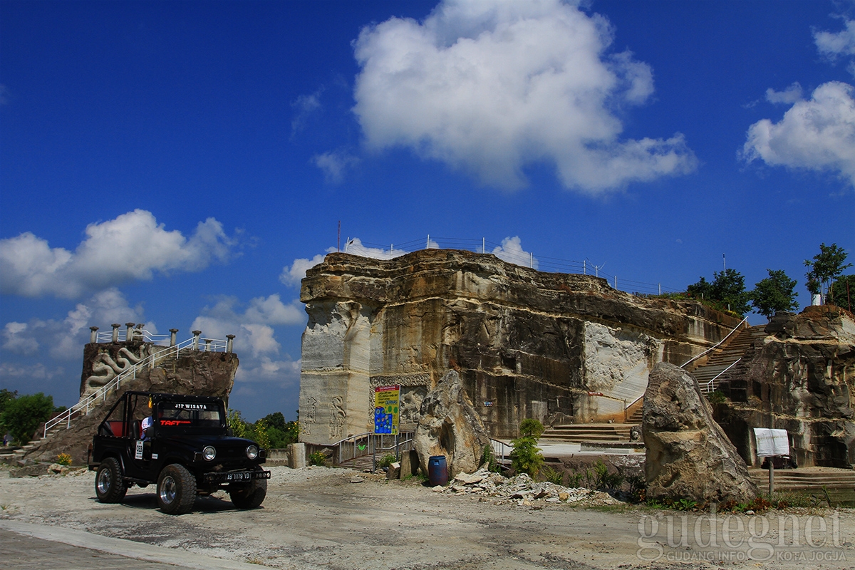 Objek Wisata Tebing Breksi 