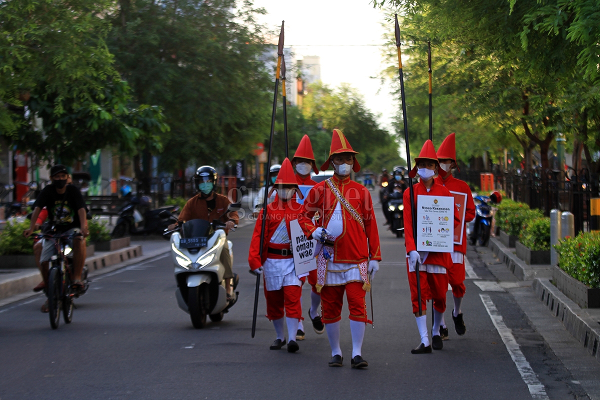 Bregada Lombok Abang Gudegnet