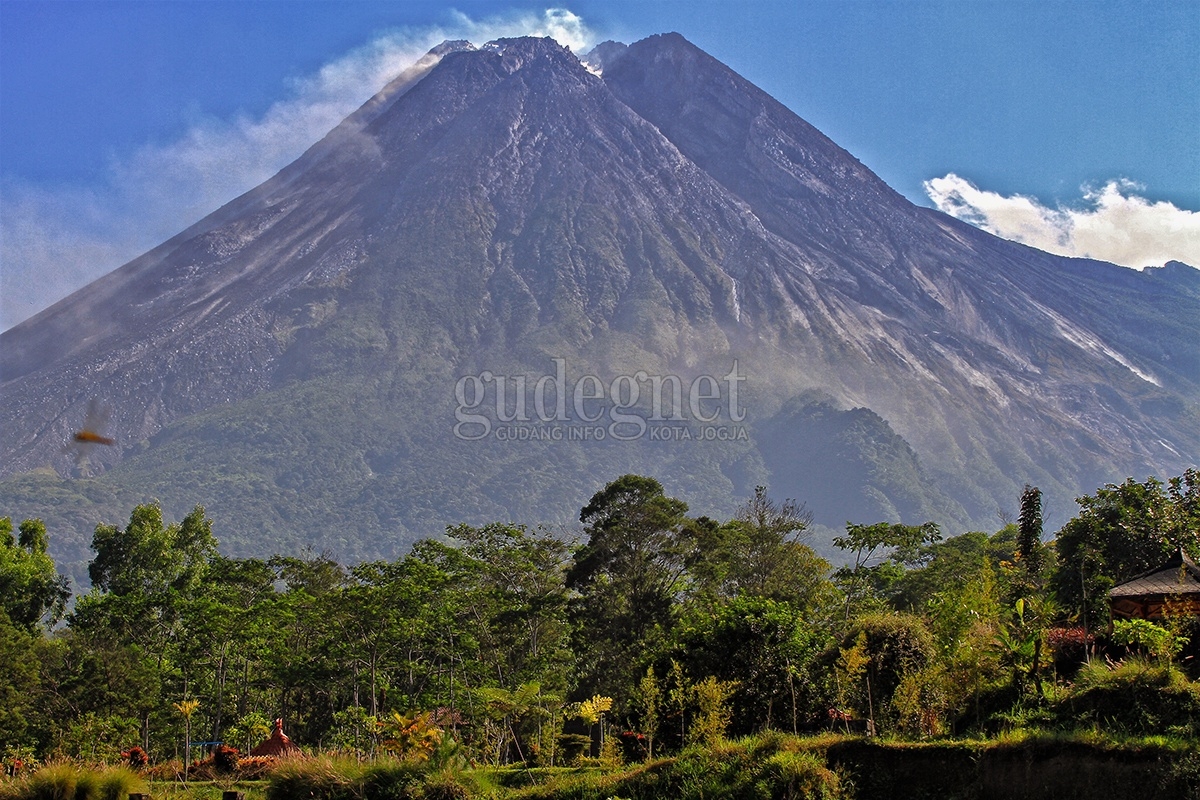 Eksotisme Gunung Merapi 