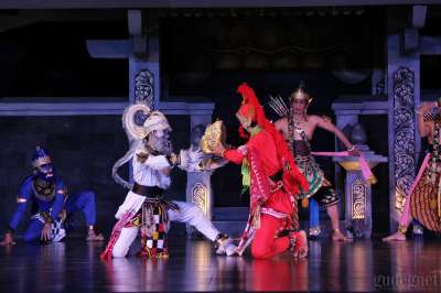 Tari Kolosal Ramayana Ballet