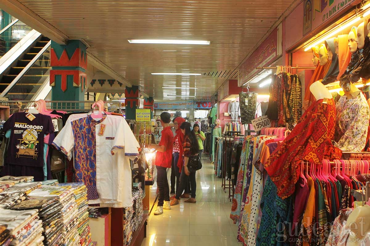 Pasar Beringharjo Yogyakarta Yogya GudegNet