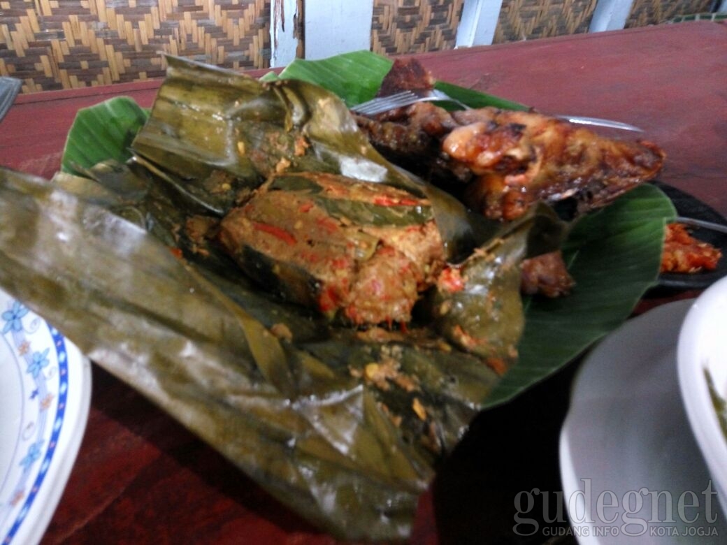 Sego Abang Lombok Ijo Pakem Mbah Widji Yogya Gudegnet