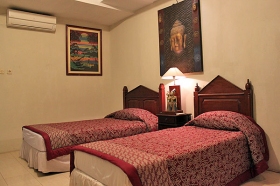 Kamar yang nyaman dan bersih di Hotel BIFA