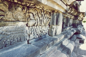 Relief di Candi Banyunibo