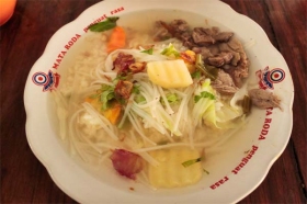 Sop daging, menu favorit di SGPC Bu Wiryo