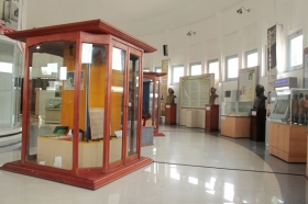 Koleksi di museum Perjuangan