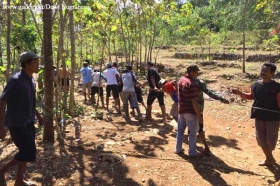 Menarik wisatawan dari dalam gua