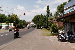 Lokasi gudeg Manggar di sekitar pasar Mangiran, Bantul