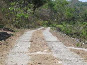 Akses jalan di pantai Jogan, Yogyakarta