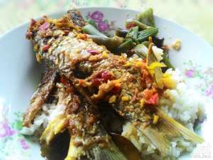 Seporsi mangut bader ala Mbah Juri