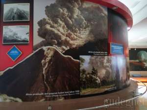 Salah satu koleksi di museum Gunungapi Merapi