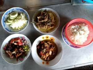 Warung tongseng dan sate kambing Sor Talok