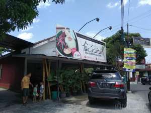 Warung Kindai