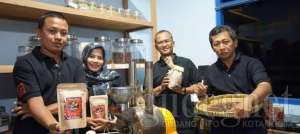 Produk kopi Yepmum Kamwis Pakualaman