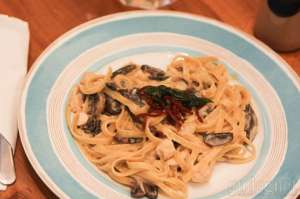 Mushroom creamy ala Le Mindoni Cafe Jogja