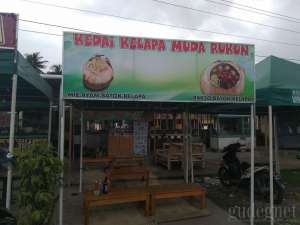 Kedai Kelapa Muda Rukun (Mi ayam batok kelapa)