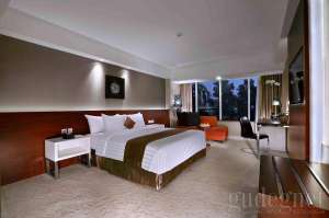  The Alana Yogyakarta Hotel & Convention Center