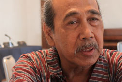 Tiga Melukis Langit, Band Arahan Sawung Jabo Tampil Malam ini