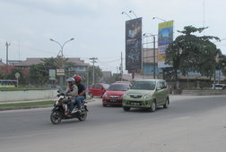 Jalan Raya Kota Jogja Masih Terpapar Abu Vulkanik Jalan Raya Kota Jogja Masih Terpapar Abu Vulkanik
