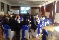 30 Mahasiswa Ini Belajar Jadi CEO 30 Mahasiswa Ini Belajar Jadi CEO