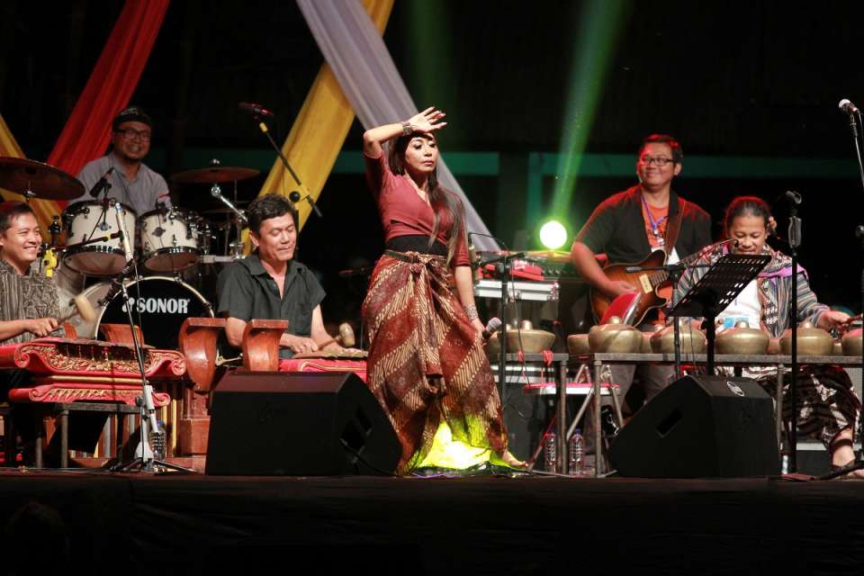 Trie Utami: Jazz Bisa Dimasuki Siapa Saja