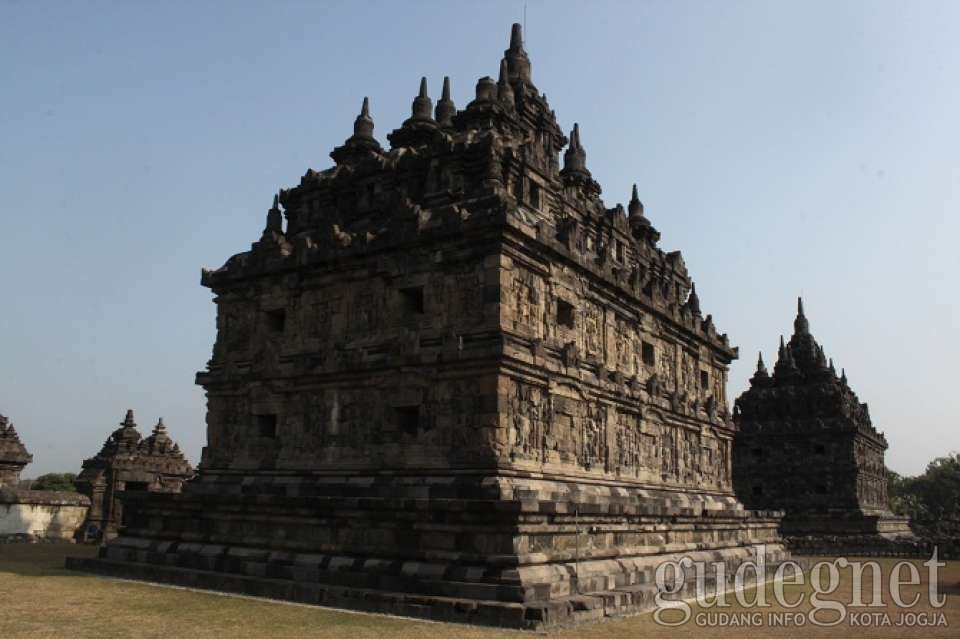 Tips Liburan Asyik ke Candi-Candi di Yogyakarta