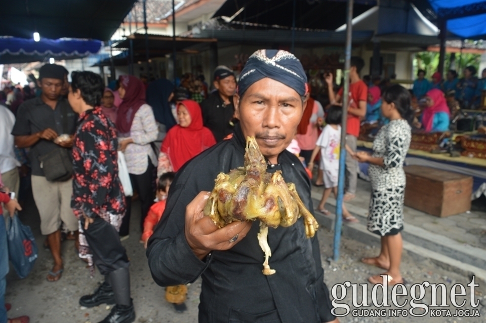 Mengintip Keseruan Merti Desa di Sampangan - Mantup