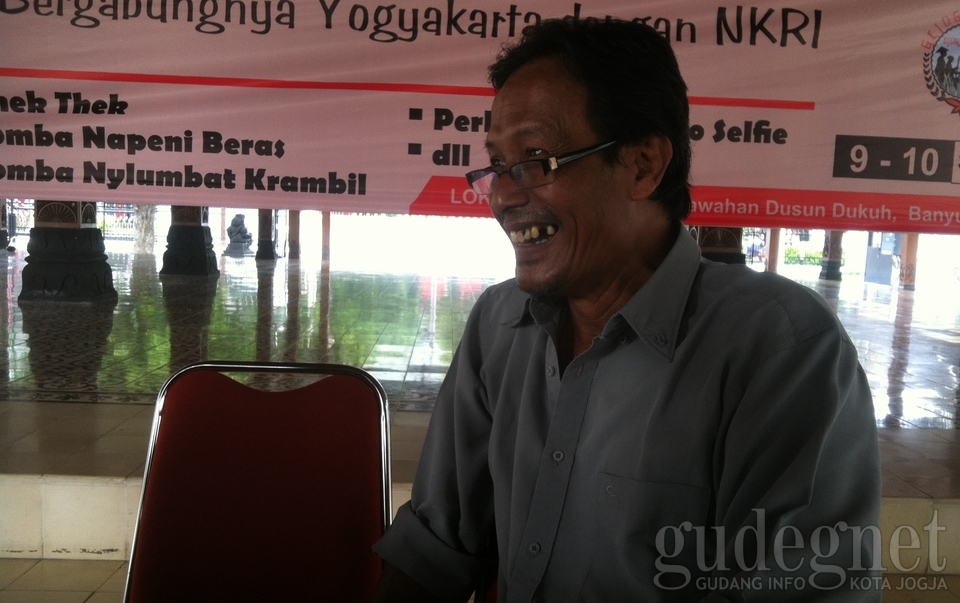 Ikuti Lomba Napeni Gabah dan Nylumbat Kambil Cuma Disini