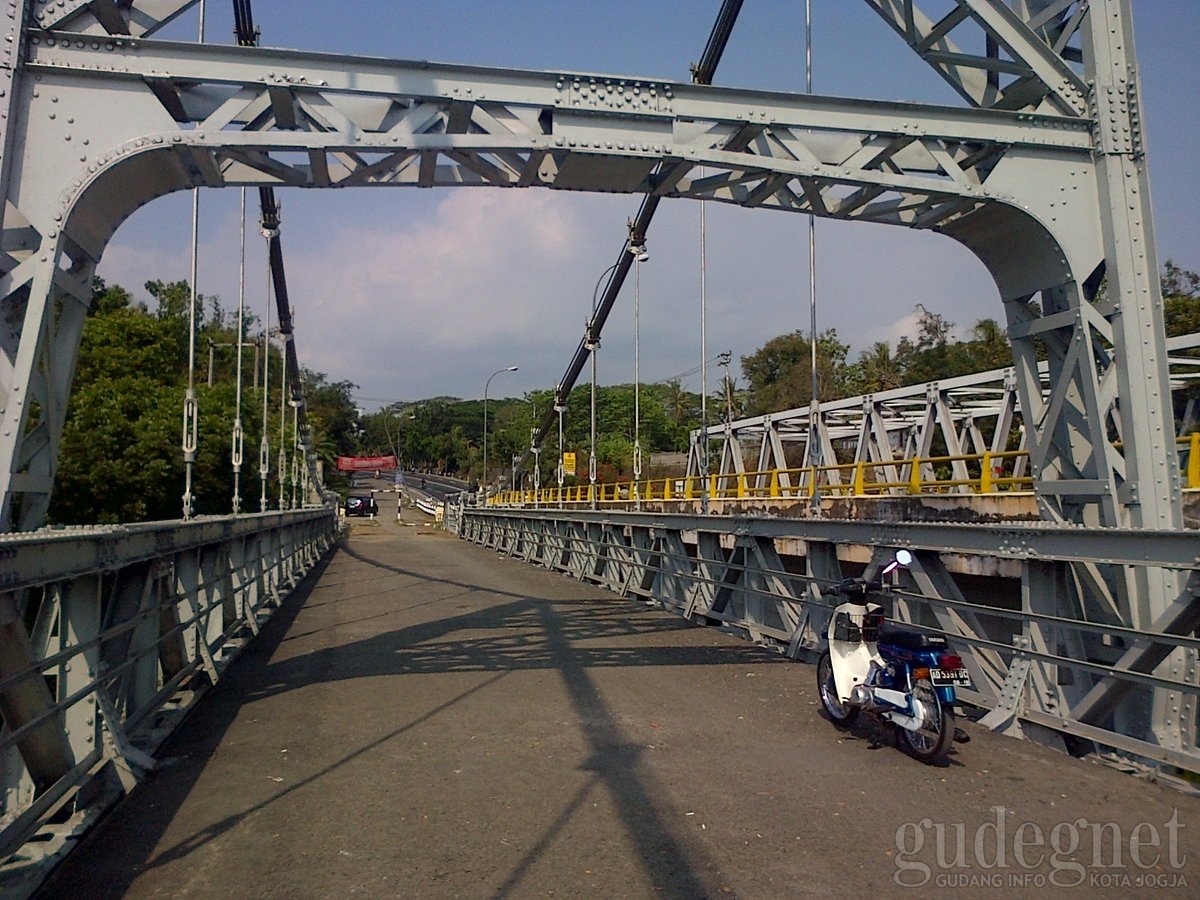 Jembatan Hits yang Instagramable