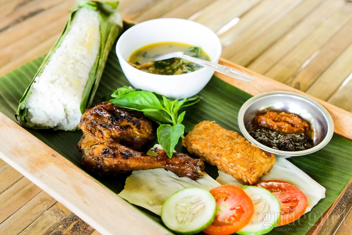 Lezatnya Sego Sangit Sambel Kopi di Warung Ereng-ereng