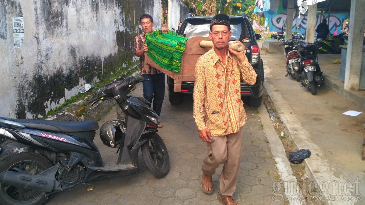 Barang ada di dalam Jodang Saat Sadranan, Mencengangkan!