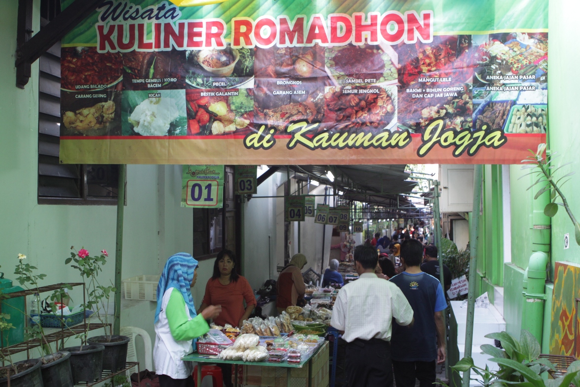 Kuliner ini Ada di Pasar Sore Ramadan Kauman