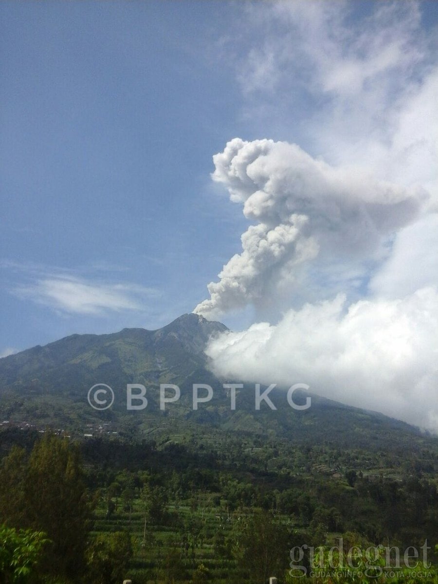 Merapi Meletup Lagi, Aktivitas Bandara Tak Terganggu