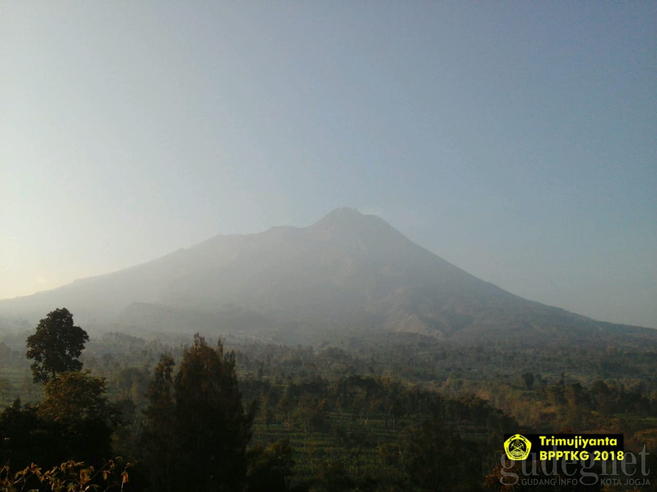 Sambut Hari Kemerdekaan, BTN Gunung Merapi Tutup Jalur Pendakian Selo dan Sapuangin 