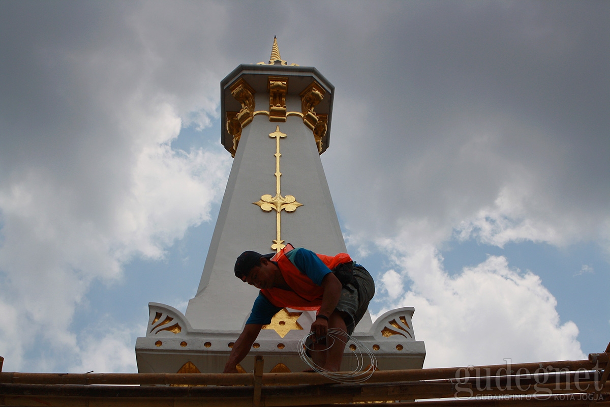 Tugu Bersolek, Agar Cantik